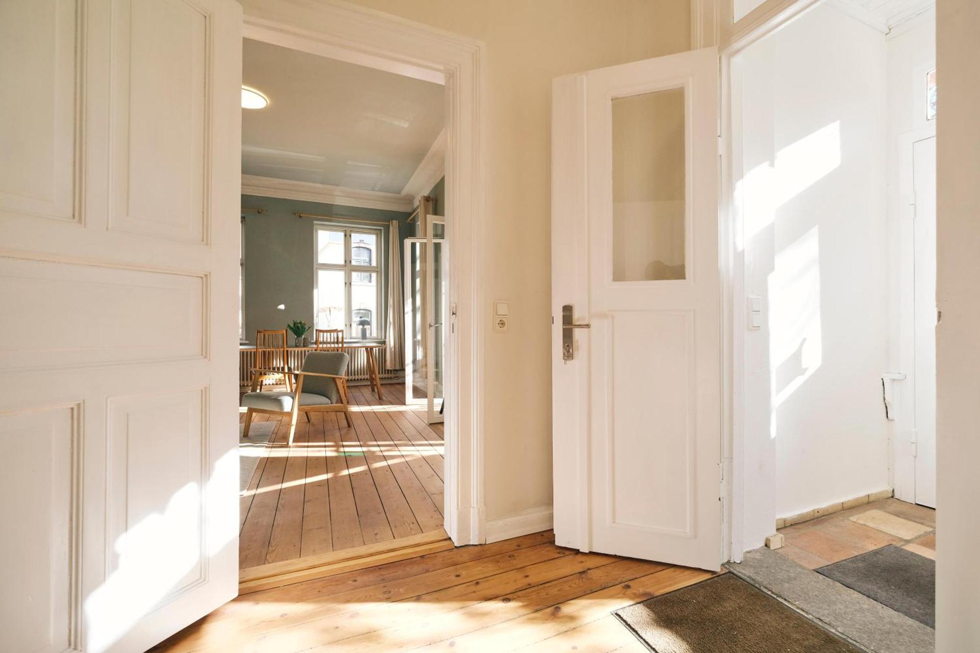 Villa Rosa - Charmante, Grosse Altbauwohnung Flensburg Luaran gambar