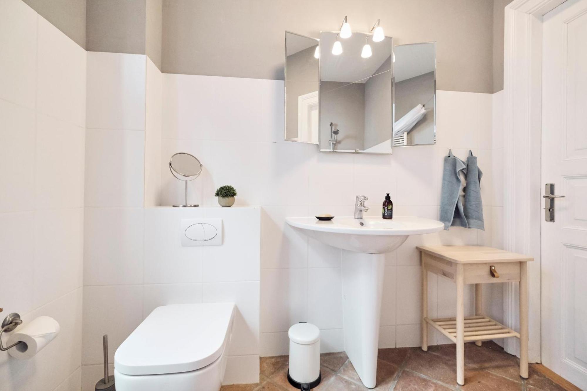 Villa Rosa - Charmante, Grosse Altbauwohnung Flensburg Luaran gambar